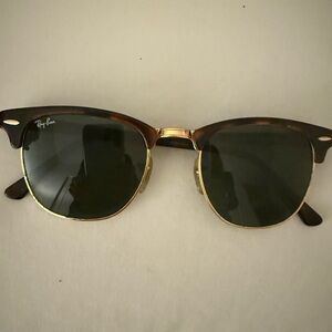 Ray-Ban tortoise with gold sunglasses